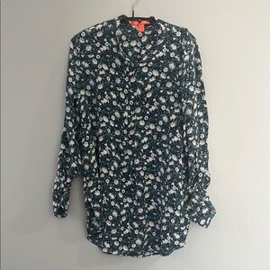 Floral Blue and White Women's Top